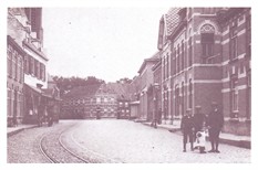 Huis Johan Macrander aan linkerzijde